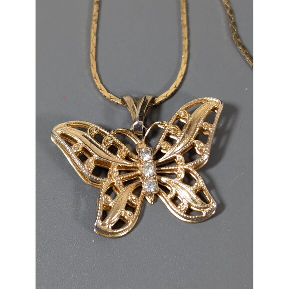 Vintage Gold Tone Butterfly Rhinestone Pendant Necklace 18" - Picture 4 of 8